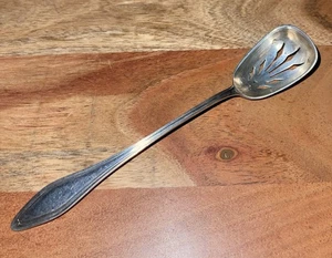 Mary Chilton Towle Sterling Silver Pierced Bowl Olive Spoon - Picture 1 of 13