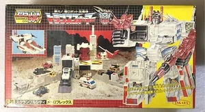 Transformers Scramble City Metroflex Takara Rare - Picture 1 of 4