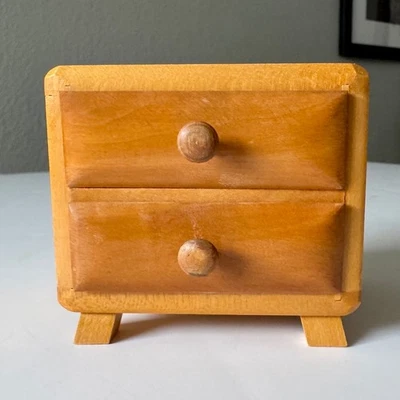 20 世纪 50 年代微型木箱德国制造娃娃屋珠宝首饰 3 x 3.5 — 第 1/4 张图片