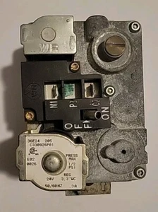 OEM WHITE RODGERS 36E24 205 C330926P01 NATURAL GAS VALVE HVAC USA 🇺🇸 SELLER... - Picture 1 of 2