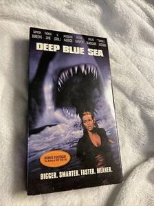 Deep Blue Sea (VHS, 2000, Collectors Edition) - Imagen 1 de 3