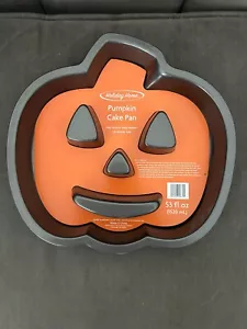 Holiday Home 53 Fl Oz Pumpkin Cake Pan-New! - Picture 1 of 2