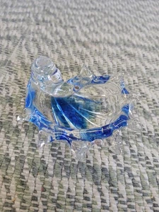 Piatto portagioie conchiglia in vetro blu di Murano 3,75"l x 3"w - Foto 1 di 15