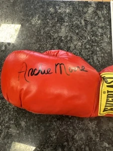 Archie Moore Autographed Boxing Glove Signed Authentic - Picture 1 of 4