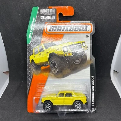Matchbox 1/64 压铸模型兰博基尼 LM002 MBX Explorers 黄色 — 第 1/4 张图片
