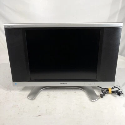 Foscam FI9821W HD 1280x720p Wireless Pan/Tilt IP Camera Black - Image 1 of 4