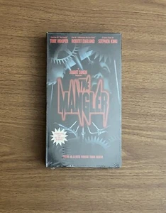 The Mangler - Screener NEU SEALED VHS Horror - ROBERT ENGLUND + 2 Bonus Demo VHS - Bild 1 von 9