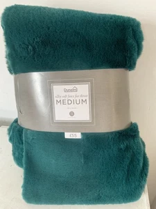 Dunelm Silky Soft Faux Fur Cotton Throw Medium 130x180cm - Picture 1 of 13