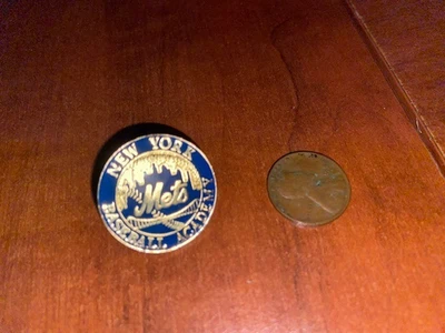 New York Mets Baseball Academy MLB Enamel Pins  Baseball Lot of 35 - Image 1 of 4