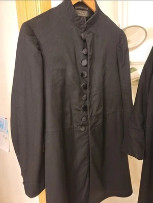 Antiguo abrigo negro de un solo pecho para hombre 38R S de colección años 1900 victoriano masónico Foto 1 de 4