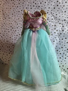 1994 1st Edition Barbie’s Dress as Disney’s Princess Rapunzel  - Picture 1 of 7