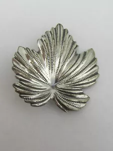 Vintage signierte Jewelart Sterlingsilber Blatt Brosche 1 5/8" x 1 1/2" 5,3 g - Bild 1 von 3