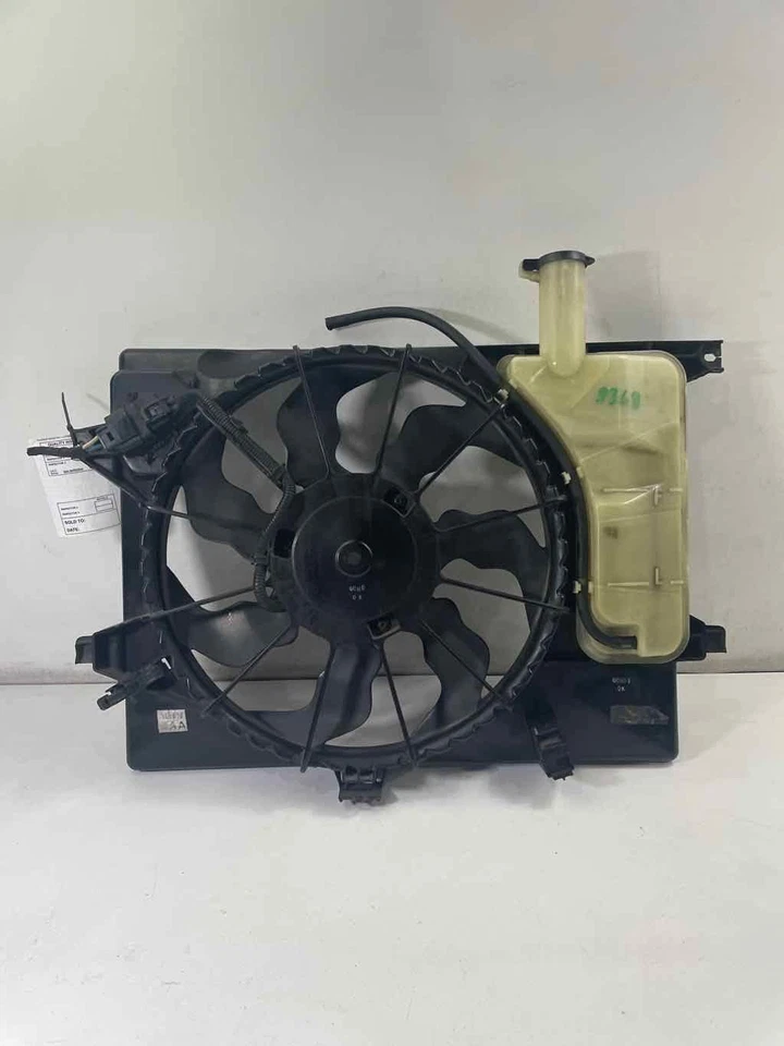 1.8l Engine Cooling Motor Fan Assy OE 253803x100 Fits HYUNDAI ELANTRA 2011-2015 - Image 1 of 4
