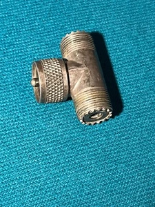 UHF Tee adapter, Male-Female-Female - Picture 1 of 1