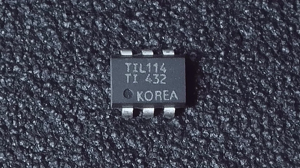 Texas Instruments TIL114 Optoaislador IC 2.5kV 5us - DIP6 - Nuevo Foto 1 de 1