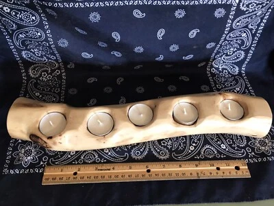 Candelabro de luz de té de sicómoro hecho a mano Foto 1 de 3