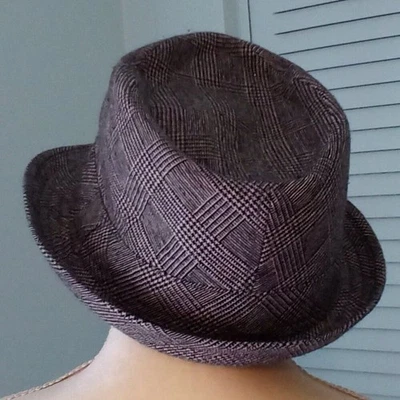 D&Y GREY MICRO PLAID FIDORA WOOL BLEND DAVID & YOUNG CO., INC. SIZE S/M COSTUME - Image 1 of 4
