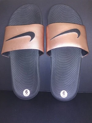 Sandalias sin cordones para mujer Nike metálicas bronce y negro Kawa talla 9 Foto 1 de 4