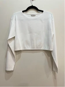 Babaton White King Long Sleeve Crop Top M Clean Girl Minimalist Office Capsule - Imagen 1 de 11