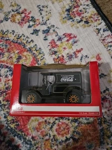 NEW NIB 1913 Ford Model T 1:24 Scale Coca-Cola Coke Black Diecast Delivery Truck - Picture 1 of 3