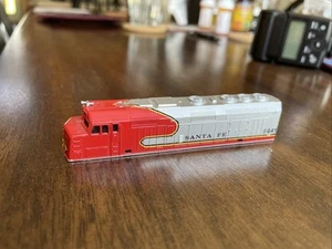 N Scale EMD F40PH Locomotive SHELL ONLY. Model Power - Picture 1 of 7