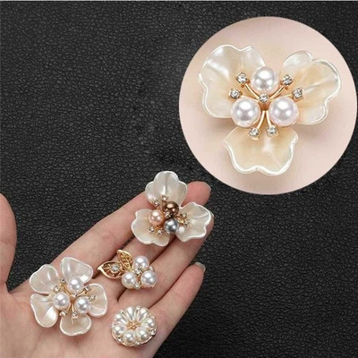 DIY  Crystal 10PCS Pearl Flower-shaped Buttons Decorative Buttons Rhinestone - Image 1 of 4