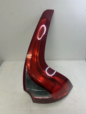 Luz trasera derecha para pasajero Volvo XC60 2010-2016 LUZ TRASERA LED OEM Foto 1 de 4