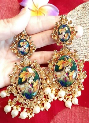Pendientes colgantes étnicos indios tradicionales Radha Krishna imitación diamantes perlas Foto 1 de 4