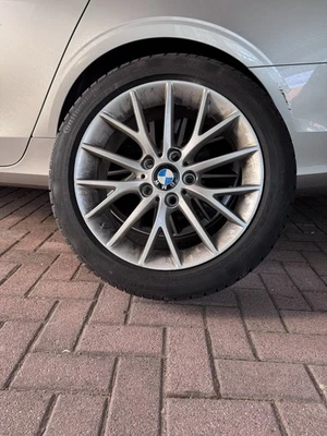 Winterräder auf Original BMW  17 Zoll Alufelgen - Bild 1 von 4