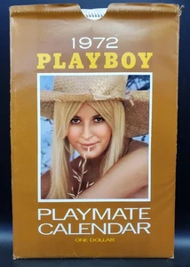 DE COLECCIÓN Excelente 1972: Calendario Playboy Playmate con funda - Imagen 1 de 3