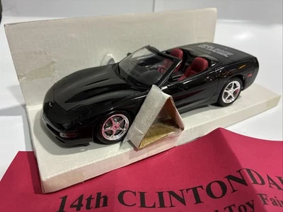 2004 Corvette Dealer Promo Model Car SE Michigan Modelers #12 Orig Box 1/25 Conv - Imagem 1 de 4