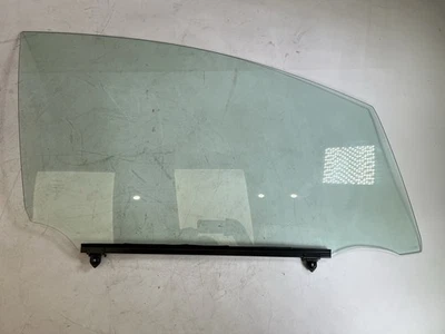 2016 - 2022 Toyota Prius Prime Passenger Right Side Front Door Window Glass OEM - Image 1 of 4