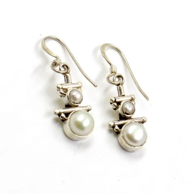 Orecchini pendenti con pietre preziose da indossare quotidianamente... - Immagine 1 di 3