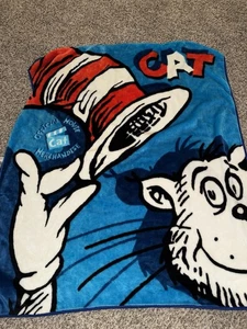 Dr. Seuss The Cat In The Hat Plush Lux  Blanket - Picture 1 of 2