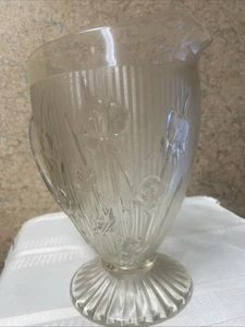 Vintage Jeanette 2qt klare Iris & Fischgrät 9" Vertiefung Glas Krug - Bild 1 von 5