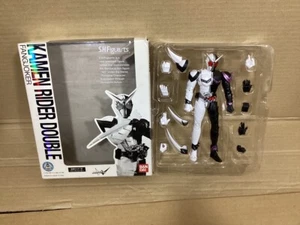 Bandai S.H. Figuarts Kamen Rider W Double Fang Joker Japan - Picture 1 of 7