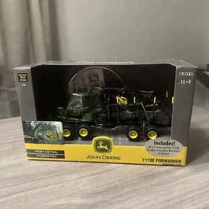 Brandneu Ertl John Deere 1/50 Scale 1110E Forwarder (Forstwirtschaft, Holzfäller) - Bild 1 von 7