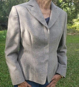 Georgio Armani Le Collezioni Gr. 10 Kurzjacke - Bild 1 von 12