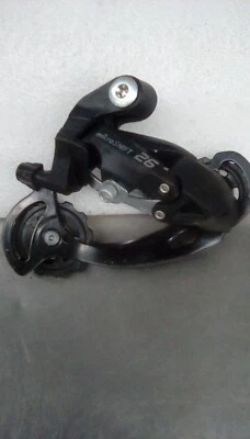 DESVIADOR TRASERO MICROSHIFT M26 8/9 VELOCIDADES JAULA CORTA NEGRO Foto 1 de 2