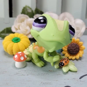 Littlest Pet Shop grün gelb orange Chamäleon #2399 lila Auge Euro LPS - Bild 1 von 6