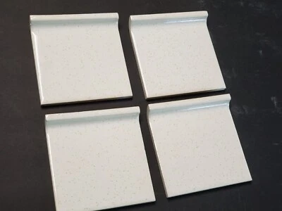 Antigo Lote de 4 azulejos de cerâmica TILECREST - 4 1/4" branco com floco de ouro NOVO - Imagem 1 de 4