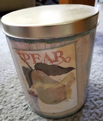 AMG Fruit Puzzle by Alice Simpson in a Tin, 500+ Pieces, 1998, Farmhouse Style - Image 1 of 4