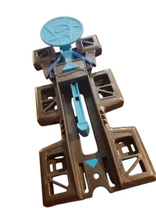 2016 Hot Wheels DLF06 Track Builder Launch It Accessory - Picture 1 of 2