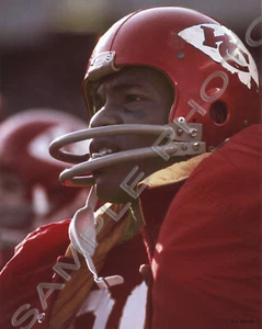 OTIS TAYLOR KANSAS CITY CHIEFS 8X10 PHOTO - Picture 1 of 1