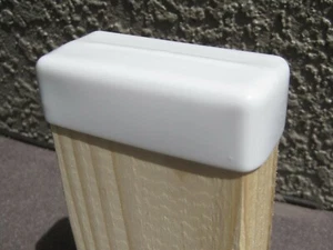 24er-Pack: Vinyl Endkappe für 2x4 Holzpfosten Nietenabdeckung (1-1/2 Zoll x 3-1/2 Zoll) weiß Gummi - Bild 1 von 3