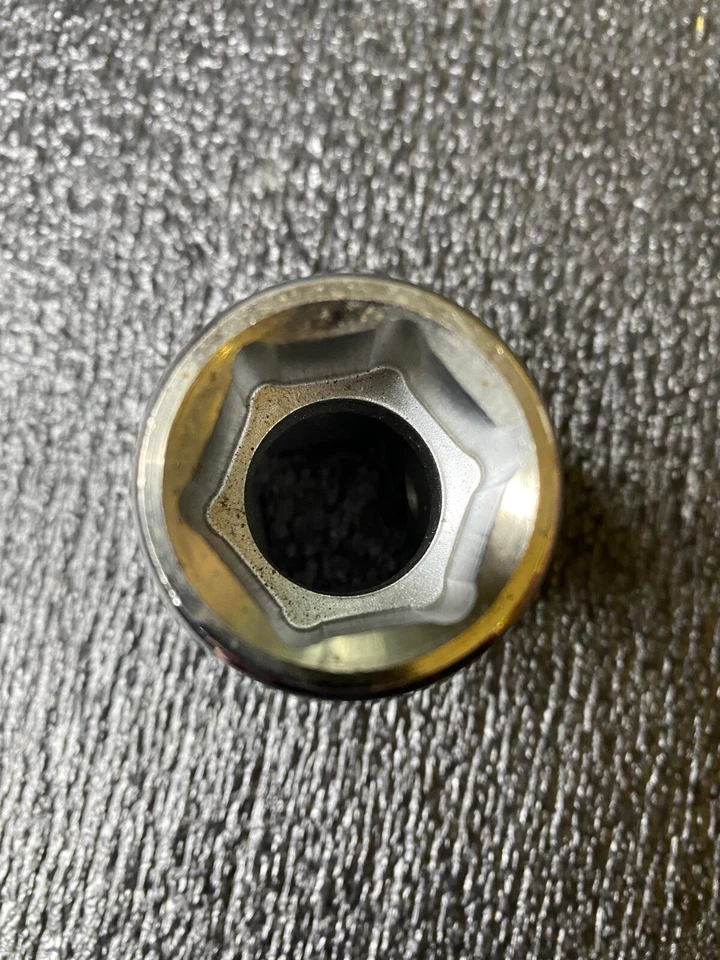 BLUE POINT TOOLS (by Snap-on) 3/4" Drive Sockets Choice of 32mm 41mm 50mm - Image 1 of 4