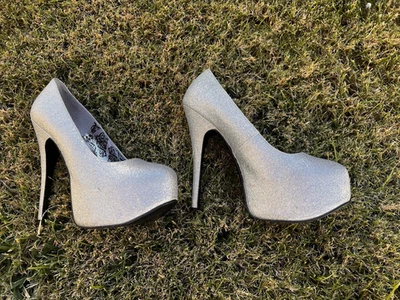 Tacones de aguja Bordello Silver Glitter 5 3/4" plataforma, talla 8, ¡NUEVO! ¡Vibraciones de fiesta! Foto 1 de 4