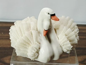 Vtg Irish Dresden Swan Couple with Lacy Feathers = Ireland made = AS IS - Picture 1 of 13