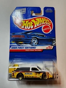 1999 Hot Wheels #924 First Editions 19/26 PIKES PEAK TACOMA Yellow w/Gold LaceSp - Picture 1 of 2