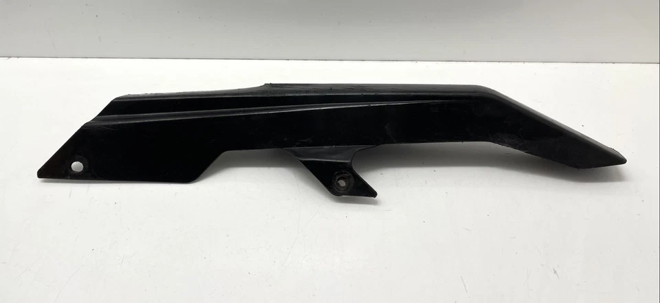 ♻️ Protector de cubierta de cadena trasera Suzuki GSF 600 Bandit 1995 - 2000 ♻️ Foto 1 de 4